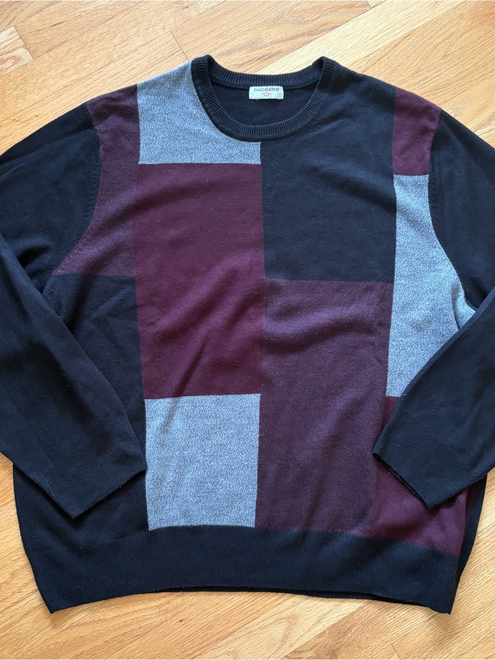 Dockers Men’s Black, Burgundy & Gray Geometric Crewneck Sweater